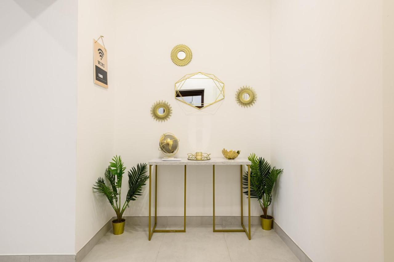 Magical Botanic-Charming Apartment Naples Luaran gambar